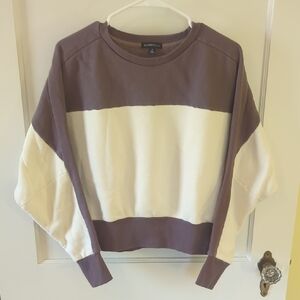 Beyond Yoga Crop Sweatshirt - Cream & Lavendar